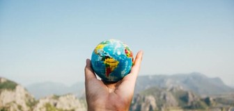 Cover image: Three map websites to add a global dimension to your teaching
